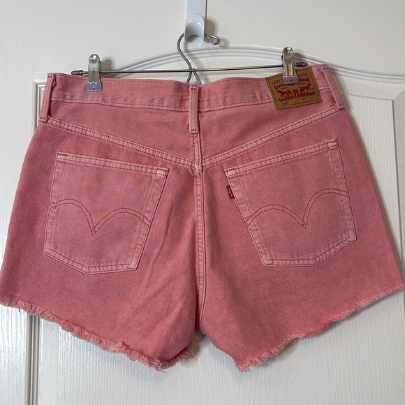 Levi’s 501 Original Denim Shorts Pink. Size 31 / 12 - Picture 7 of 16